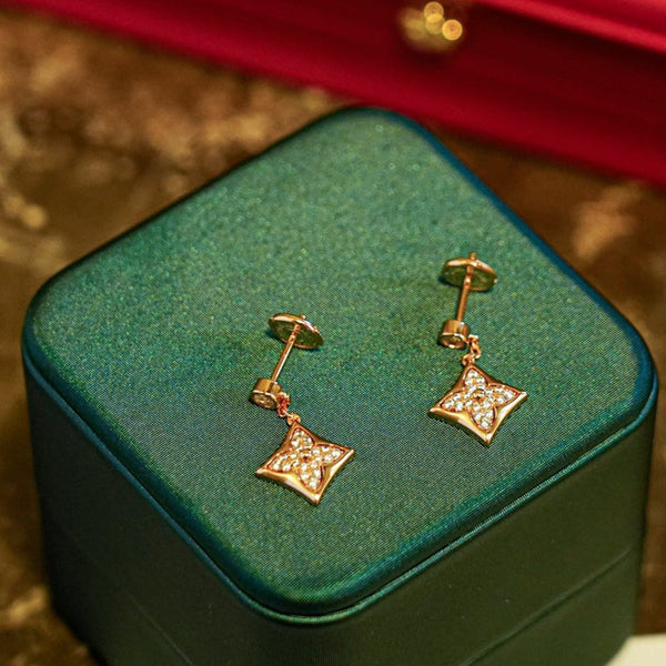 ˇShow YourselfˇSTAR DIAMONDS EARRINGS GOLD