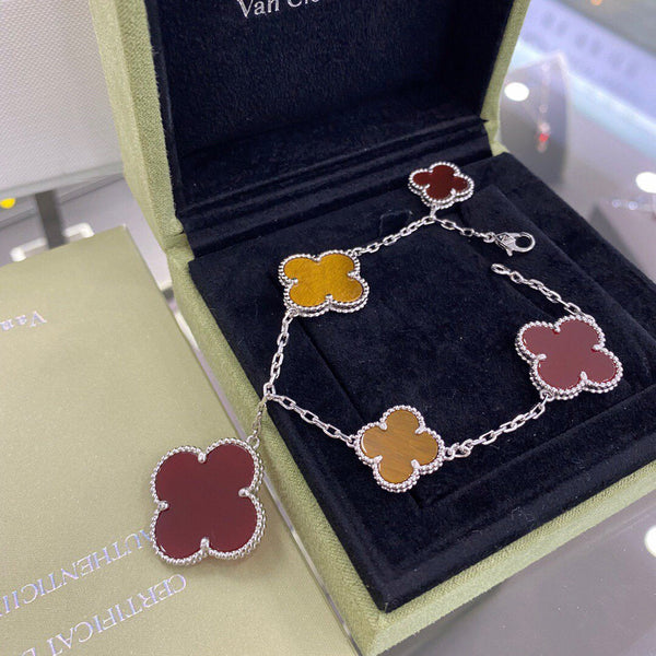 ˇShow YourselfˇCLOVER 5 MOTIFS CARNELIAN TIGER EYE BRACELET