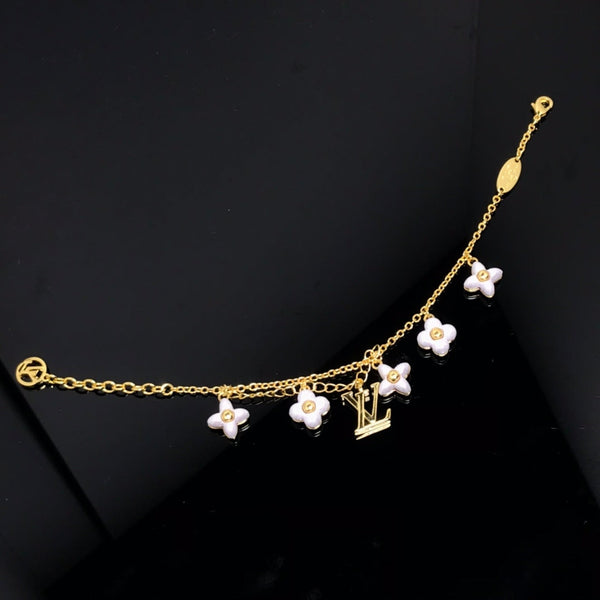 ˇShow YourselfˇLOGO 6 MOTIF STAR AND SUN GOLD BRACELET