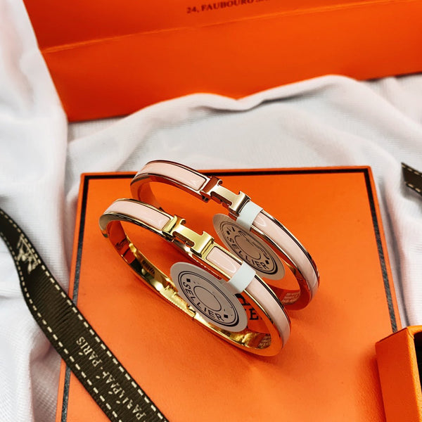 ˇShow YourselfˇCLASSIC HM CLIC  PINK 8MM ENAMEL BRACELET